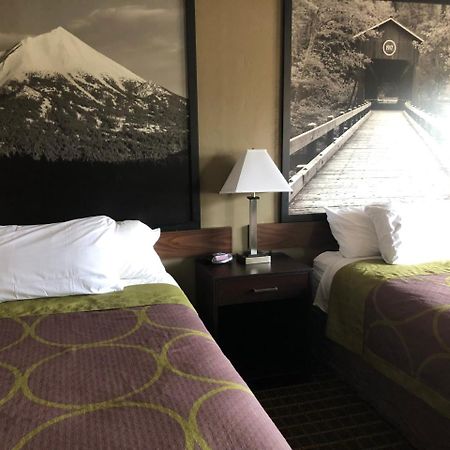 Super 8 By Wyndham Corvallis Extérieur photo