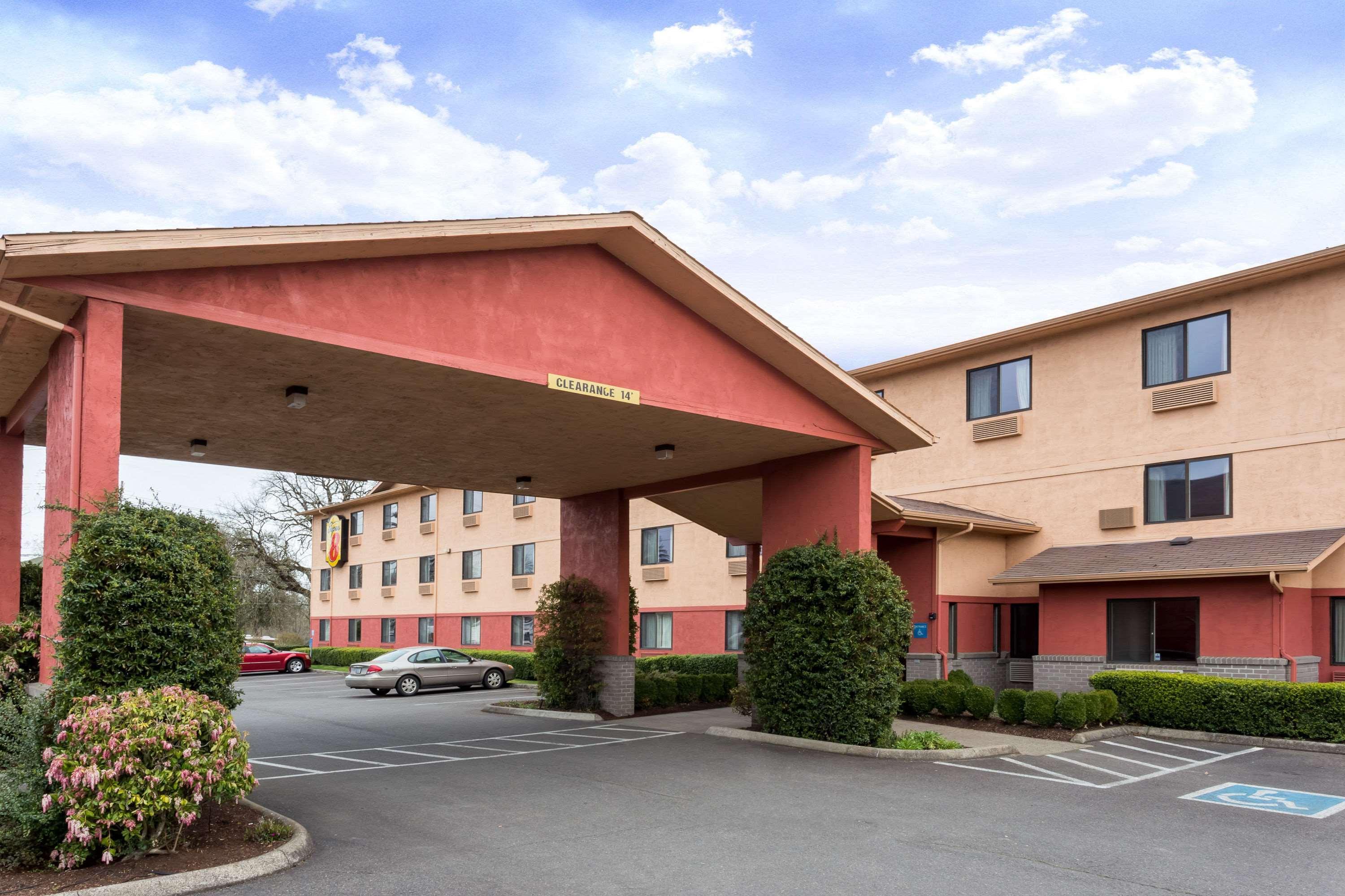 Super 8 By Wyndham Corvallis Extérieur photo