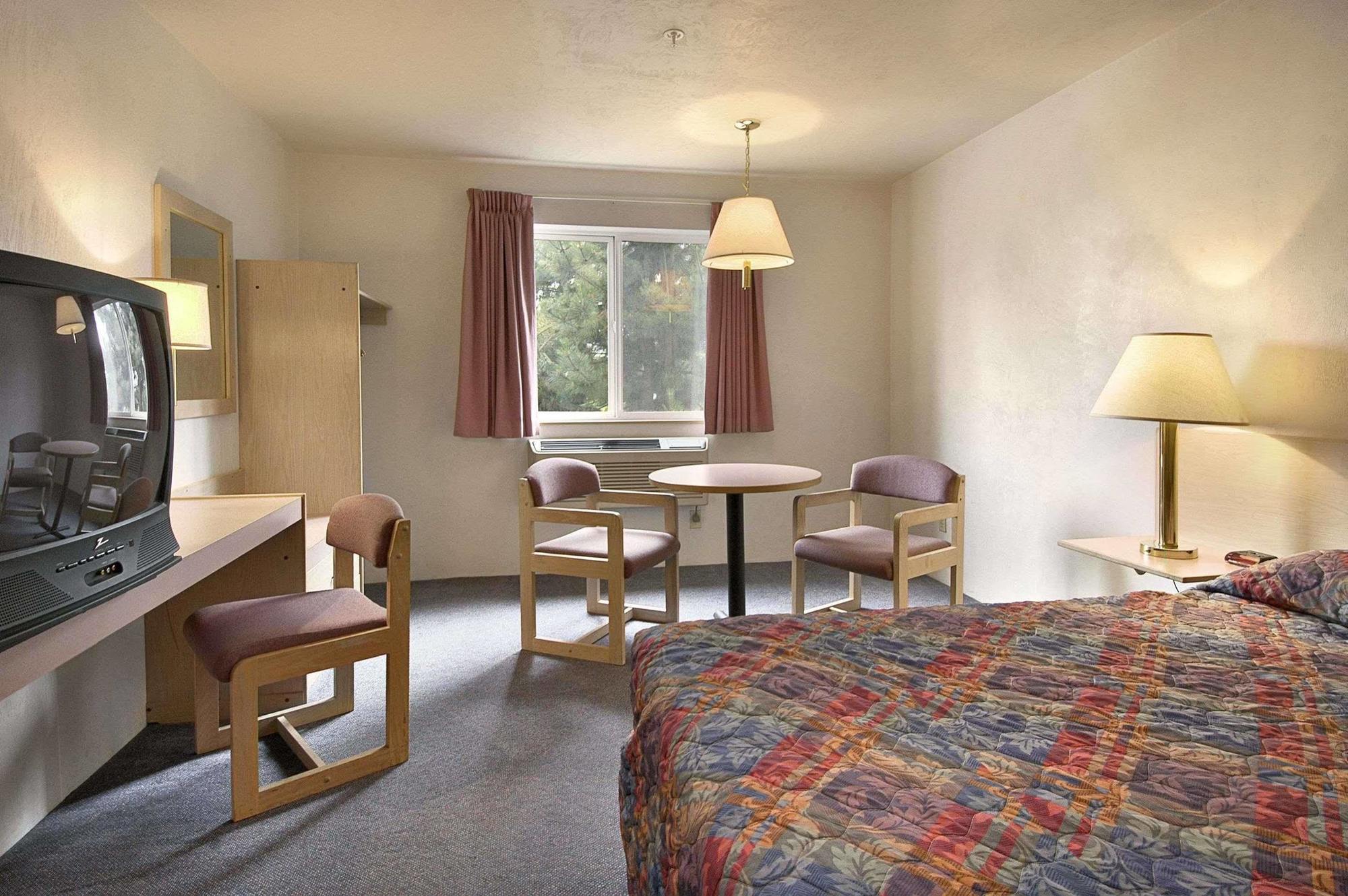 Super 8 By Wyndham Corvallis Extérieur photo